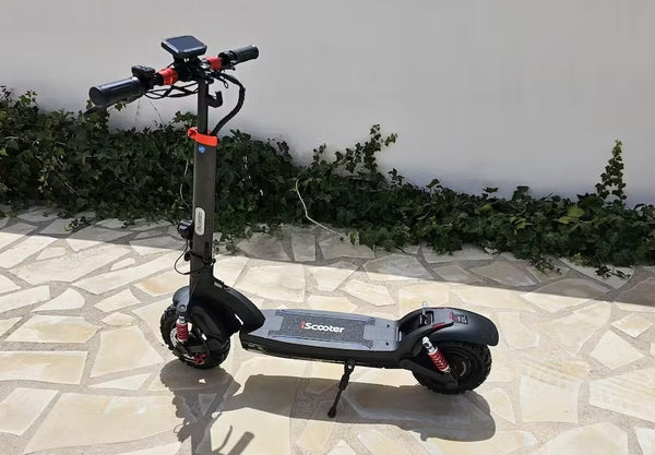 How Long Does An Electric Scooter's Charge Last?