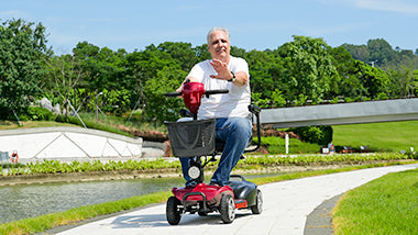 What Is The Lightest Mobility Scooter – Complete Buyer’s Guide
