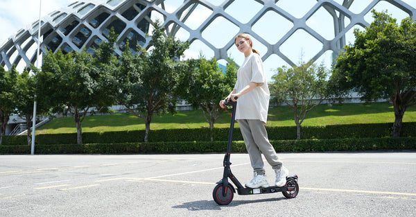 What Is a Stunt Scooter? Best Models for Tricks and Jumps