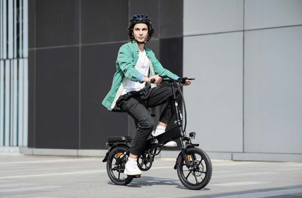 Can you take an electric bike on a train in the UK?