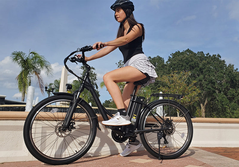 Seat post height adjustable electric bike